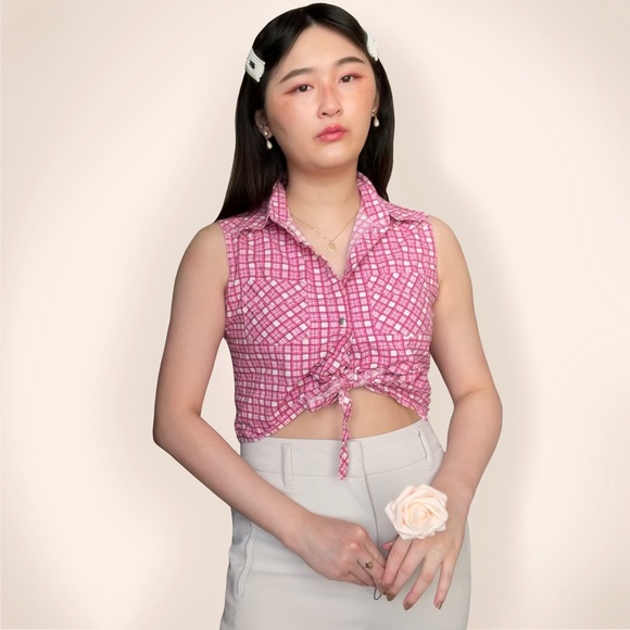 vtg plaid pink & white sleeveless crop top - Picture 1 of 4